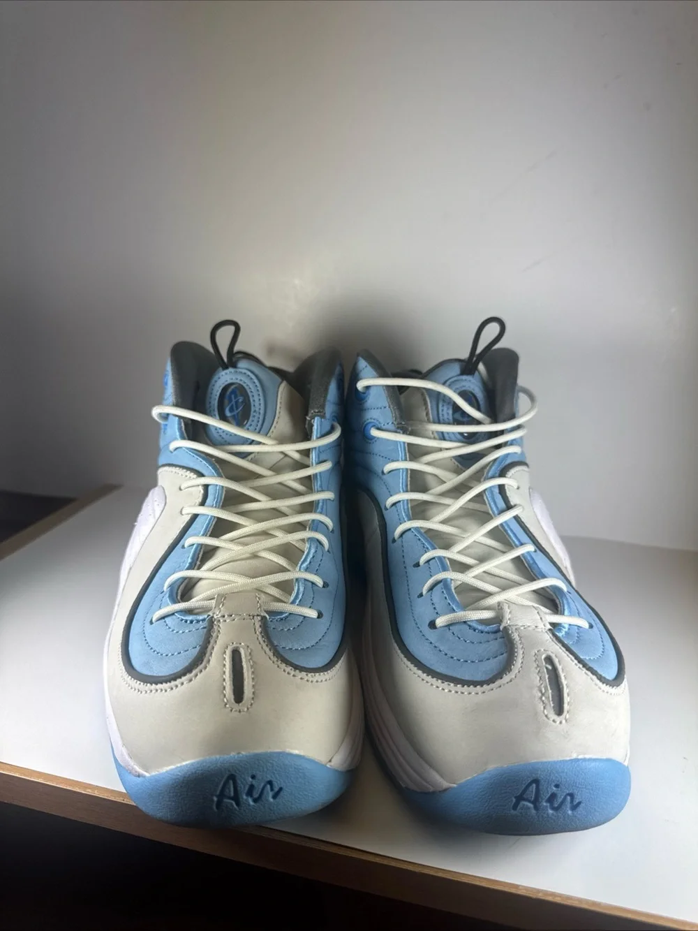 Nike Air Penny 2 Social Status Men’s Size 10.5 Blue and White Athletic Sneakers - Picture 3 of 12